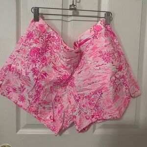 Lilly Pulitzer Ocean View Short Seaside Scene Size Large